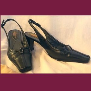 Liz Claiborne Flex Karen Black Heels